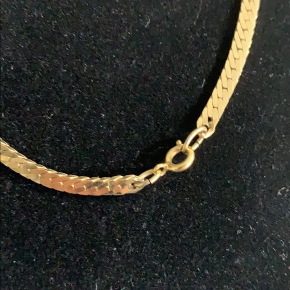 Gold Chain - Picture 2 of 4